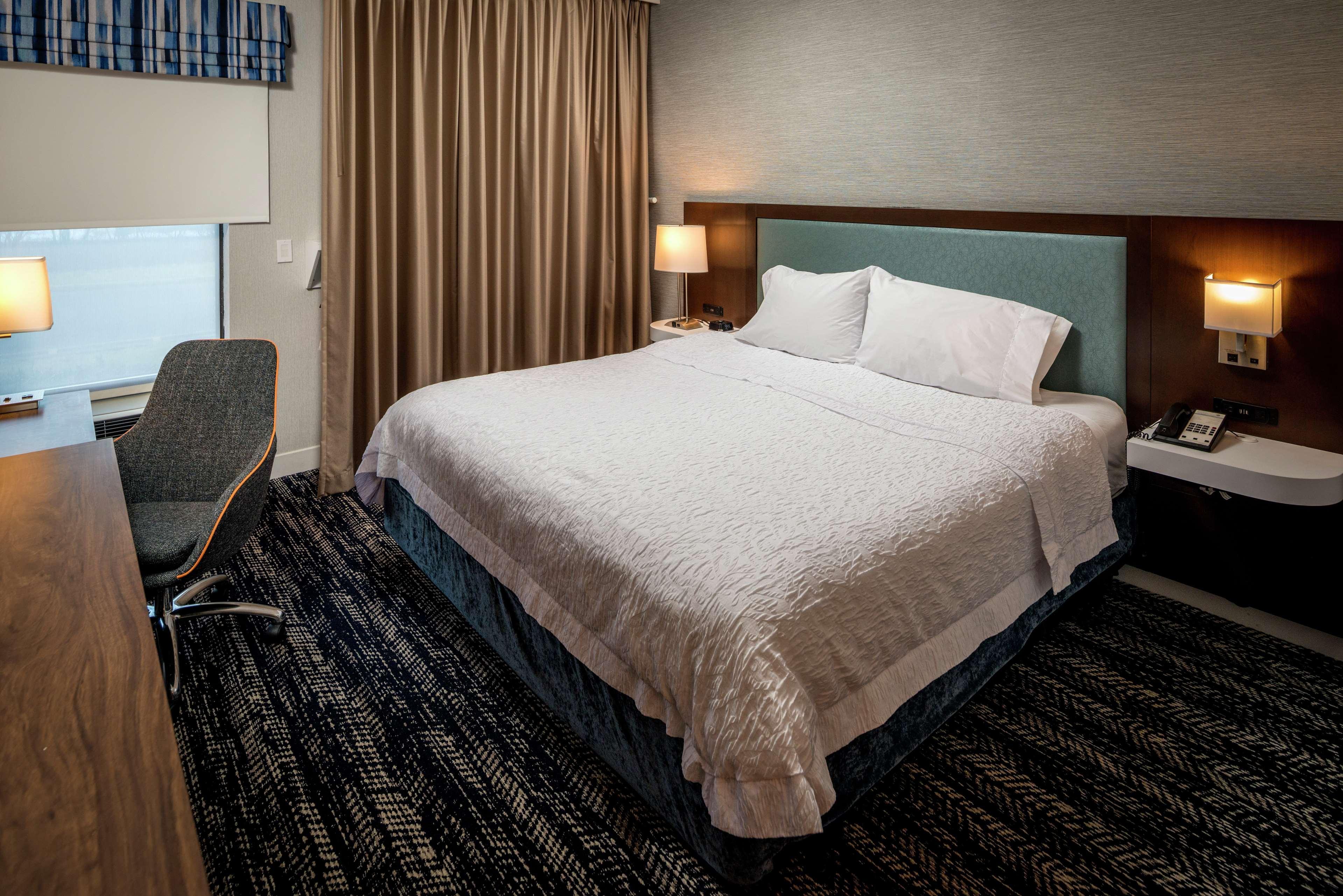 Hampton Inn Long Island/Commack Exterior photo